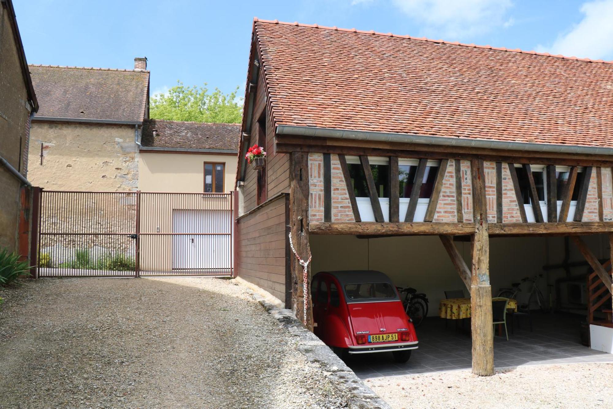 Le Cosy De Roseline Apartment Sezanne Exterior photo